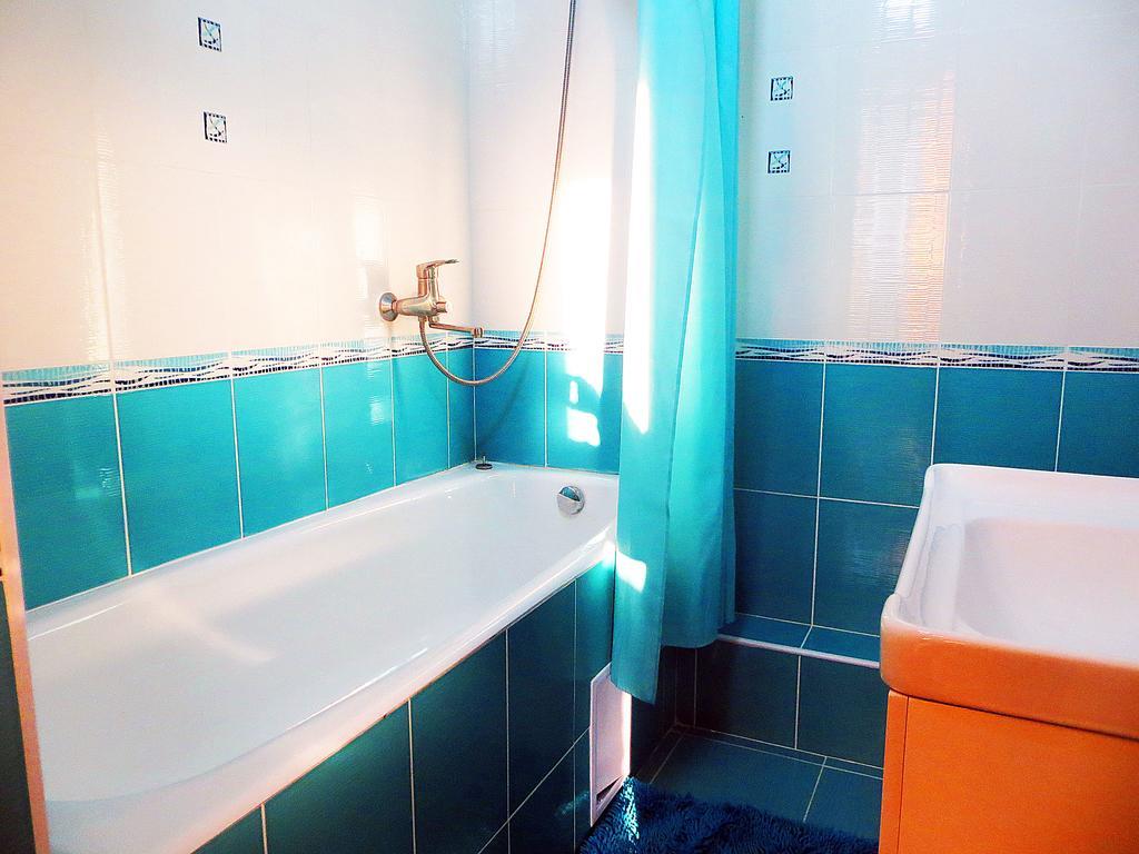 Apartment Kievskaya 114/2 Bişkek Oda fotoğraf