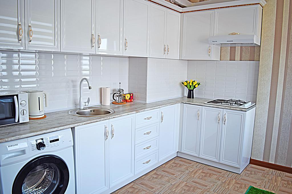 Apartment Kievskaya 114/2 Bişkek Dış mekan fotoğraf